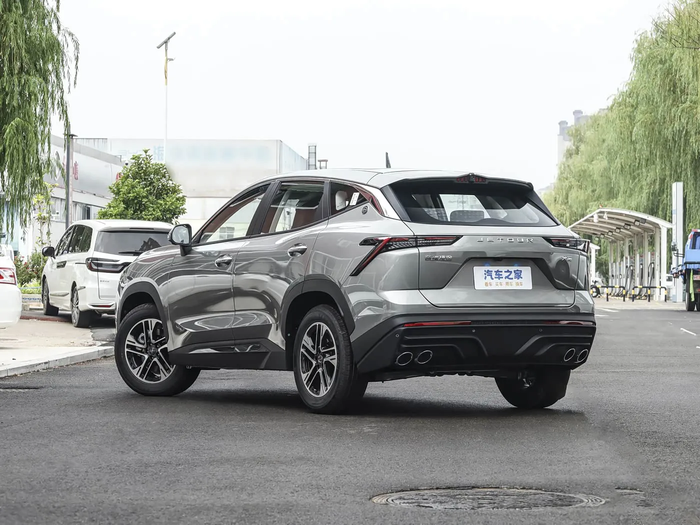 4 Jetour Da Sheng 2026 Model 1.5T DCT Luxury Edition 5-Seater