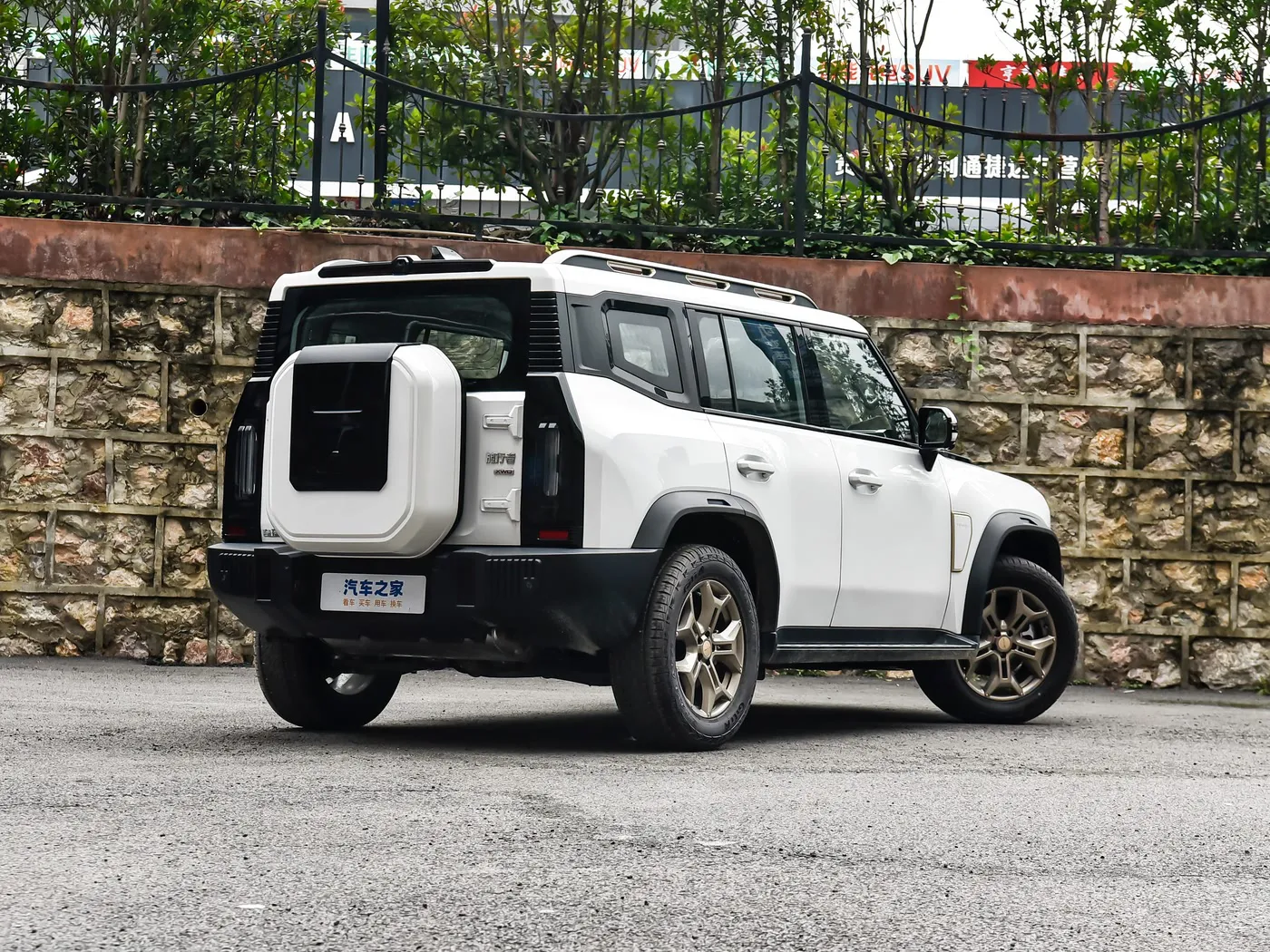 Jetour Traveler 2025 Model 2.0TD XWD Automatic Conquest 5-Seater