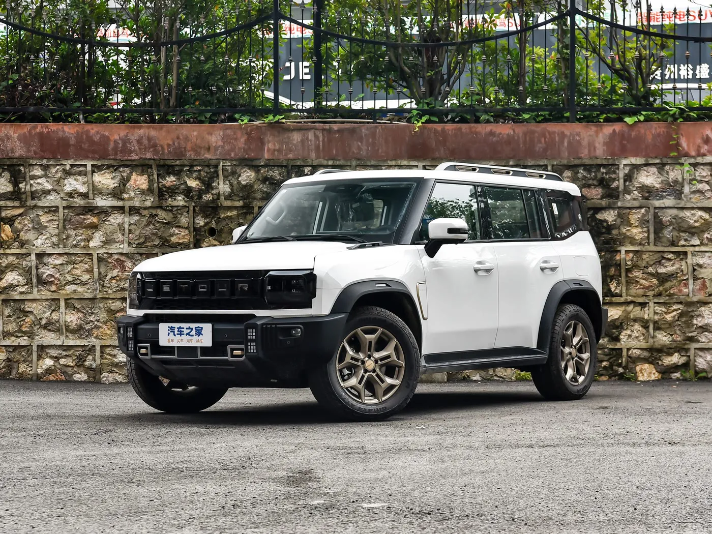 Jetour Traveler 2025 Model 2.0TD XWD Automatic Conquest 5-Seater