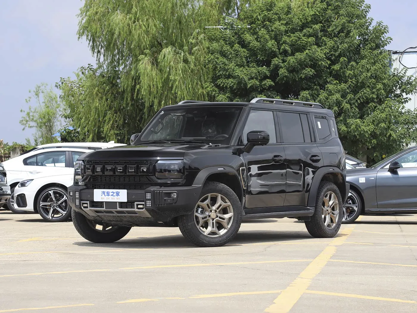 Jetour Traveler 2025 Model 2.0TD XWD 7-Seater Automatic Conquest+