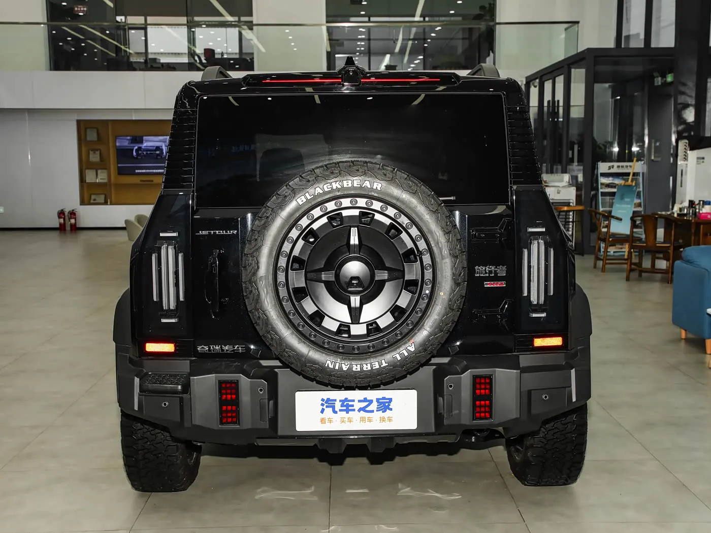 Jetour Traveler 2025 Model 2.0TD DCT 4WD Silver Dragon Wing Air 5-Seater