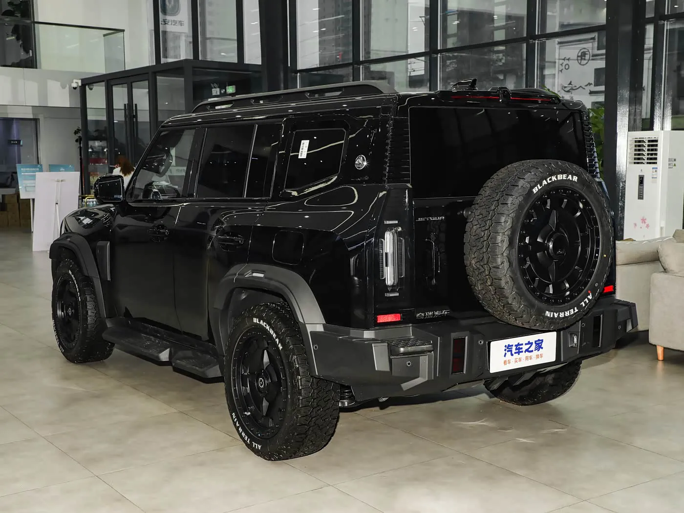 Jetour Traveler 2025 Model 2.0TD DCT 4WD Silver Dragon Wing Air 5-Seater