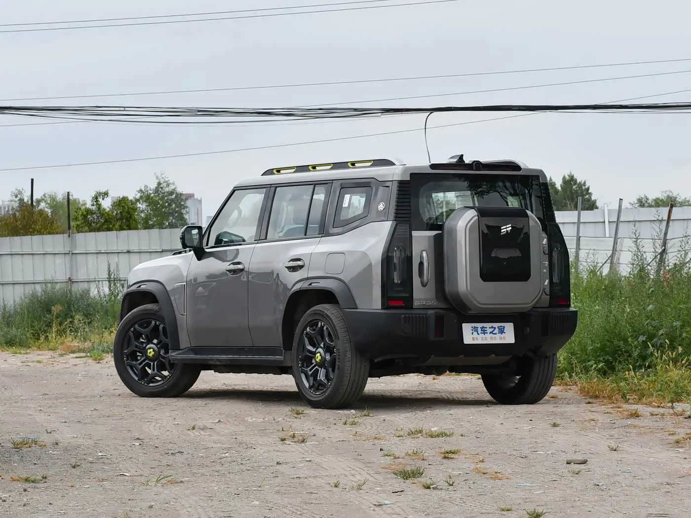 Jetour ShanHai T2 1.5TD DHT 208km FWD Forest Edition