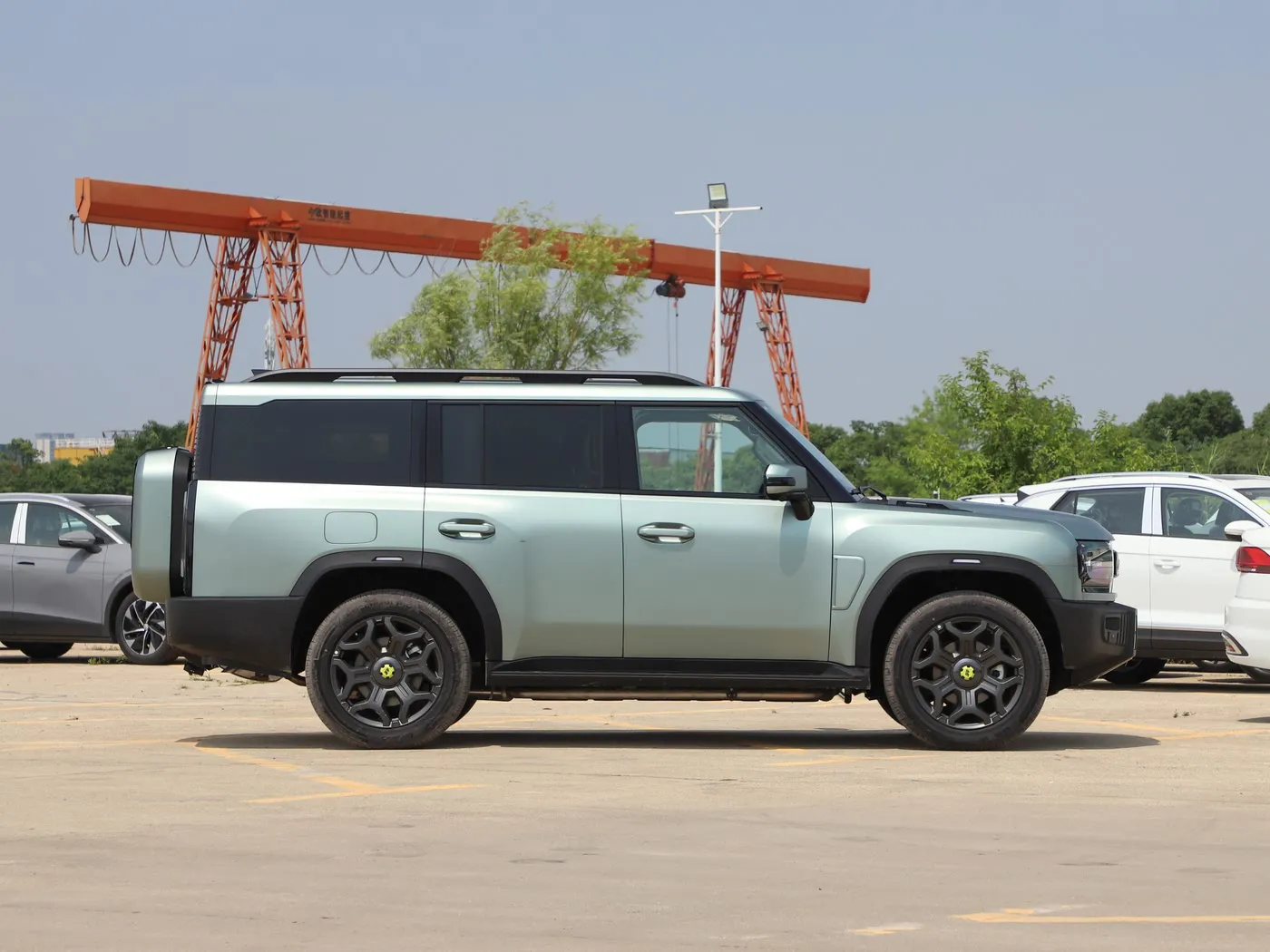 Jetour ShanHai T2 Extended Version 1.5TD DHT 206km XWD 7-Seater Conquest