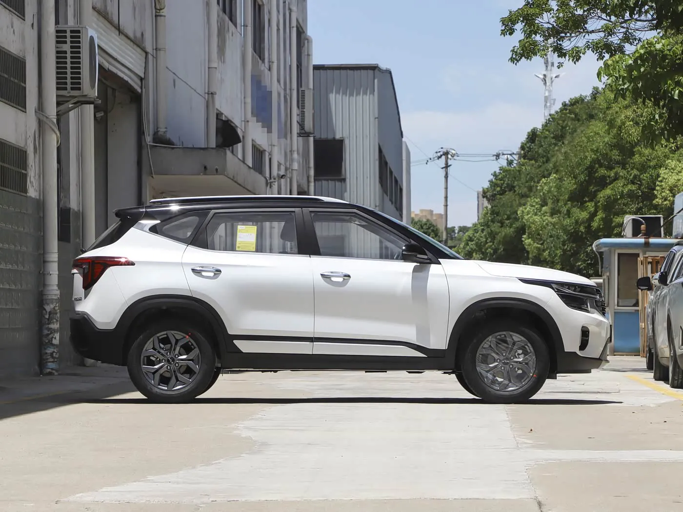 Kia Seltos 2023 1.5L IVT Luxury Edition