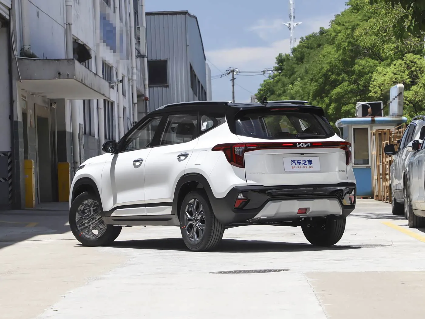 Kia Seltos 2023 1.5L IVT Luxury Edition