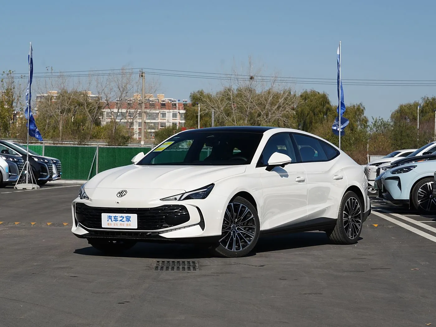 16 MG MG7 2025 Model 1.5T 300 DCT Elegance Edition