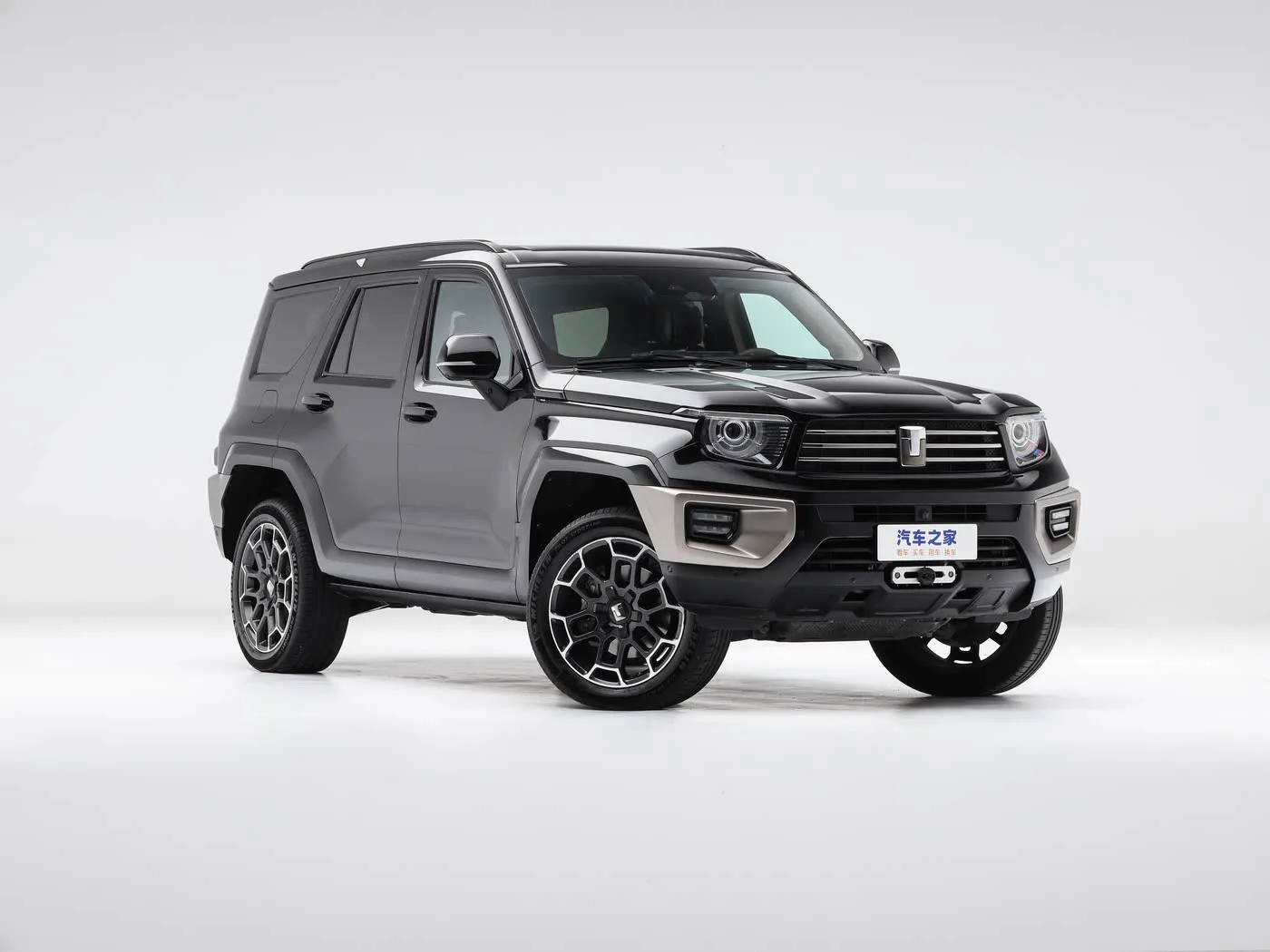 Tank Tank 700 New Energy 2024 Hi4-T Arctic Edition