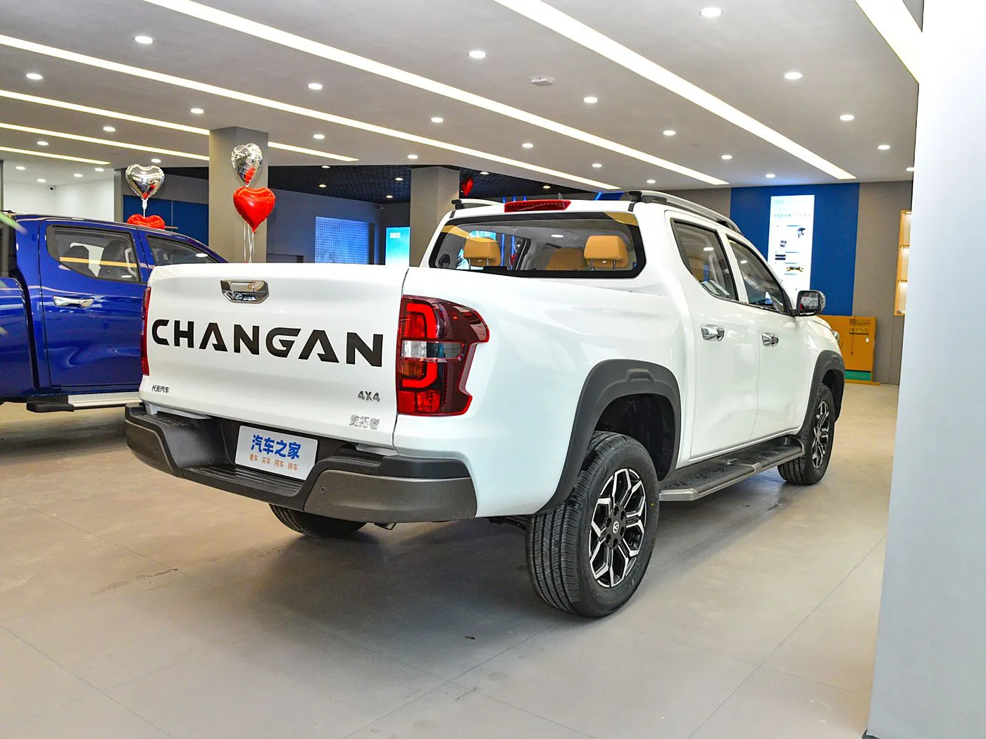 Changan Changan Lantouzhe Pickup 2023 2.0T Automatic 4WD Gasoline Navigator Standard Box