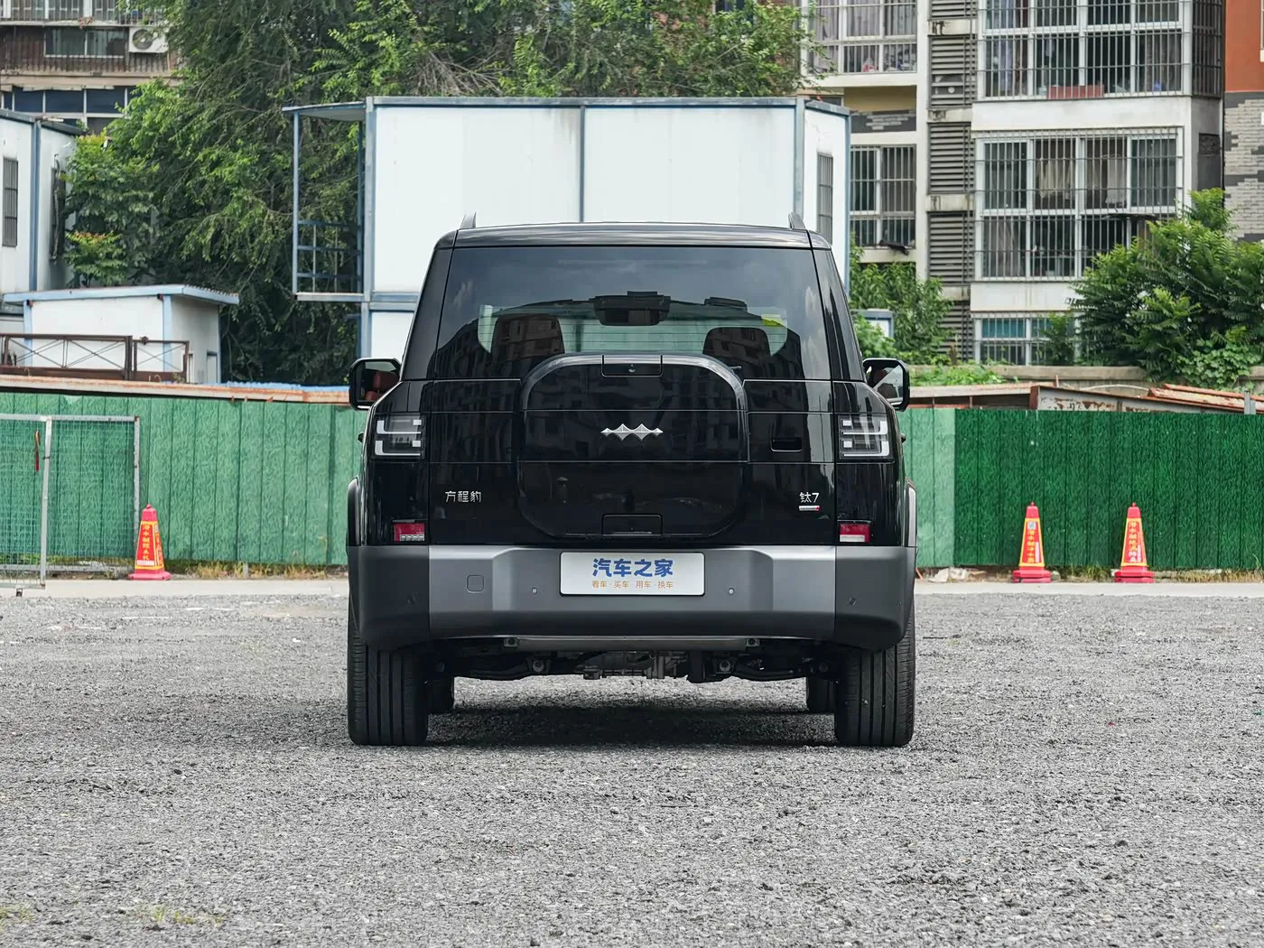 Formula Leopard‌ Titanium 7 2025 Model 190KM AWD Ultra Edition