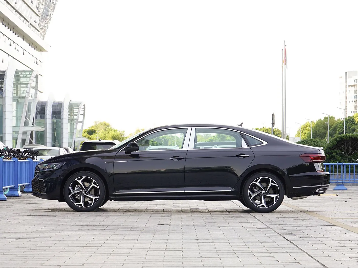 Volkswagen Passat 2025 Premium Edition 380TSI Starry Sky Dragon Edition