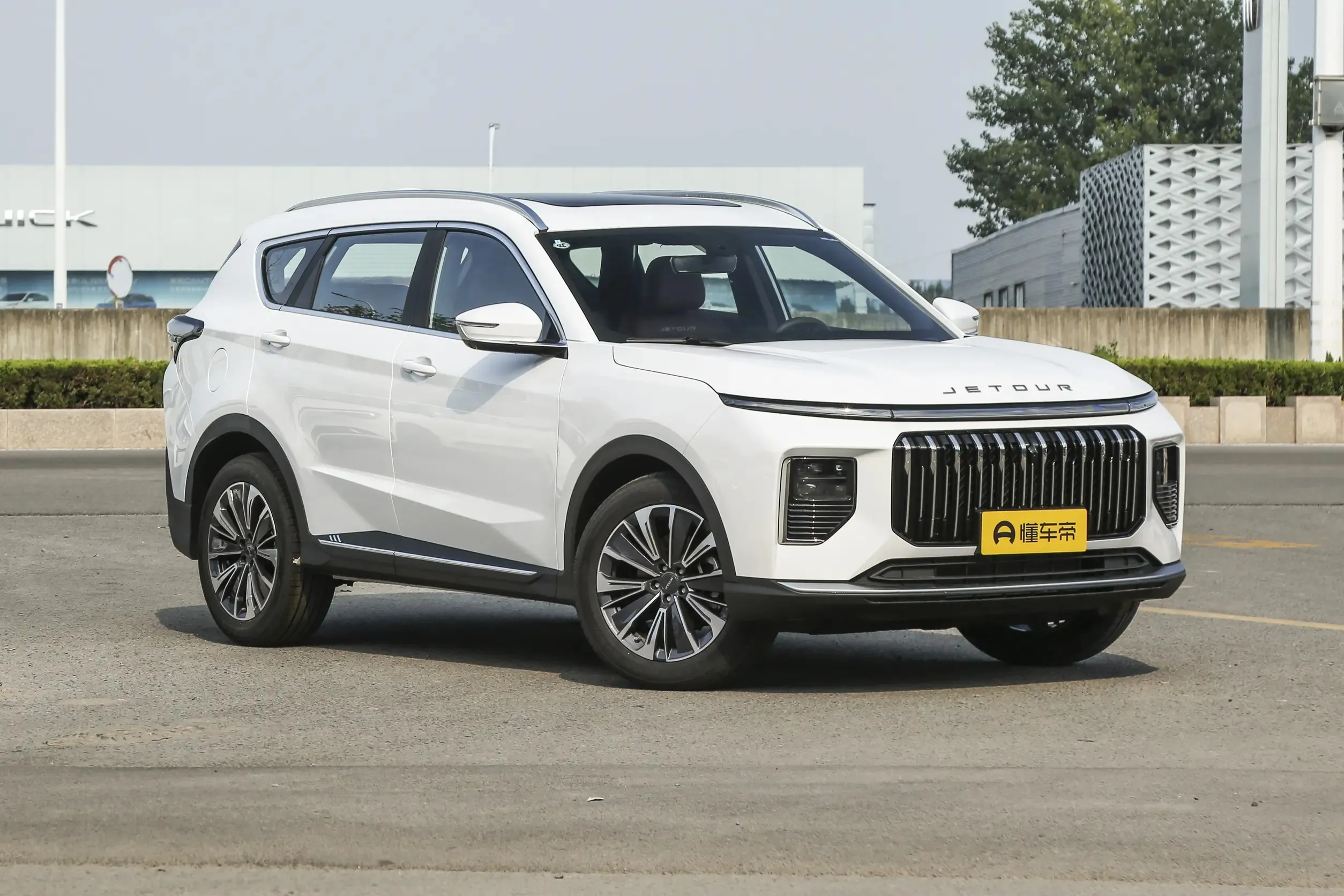 Jetour X70 PLUS 2026 Model Year 1.5T DCT Luxury Edition 7-Seater