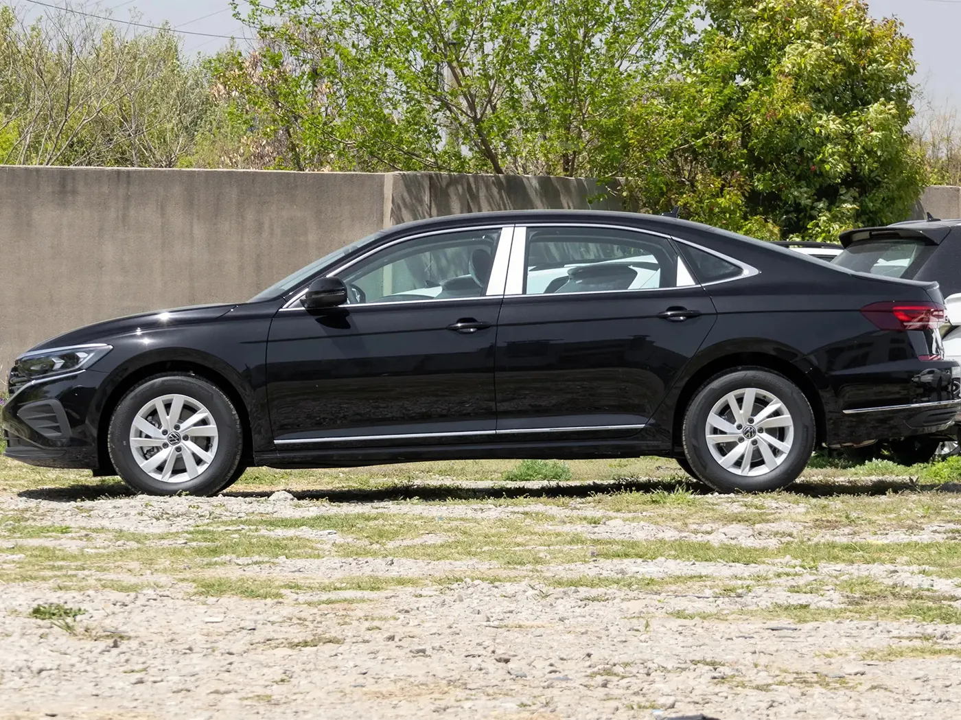Volkswagen Passat 2025 Premium Edition 280TSI Business Package
